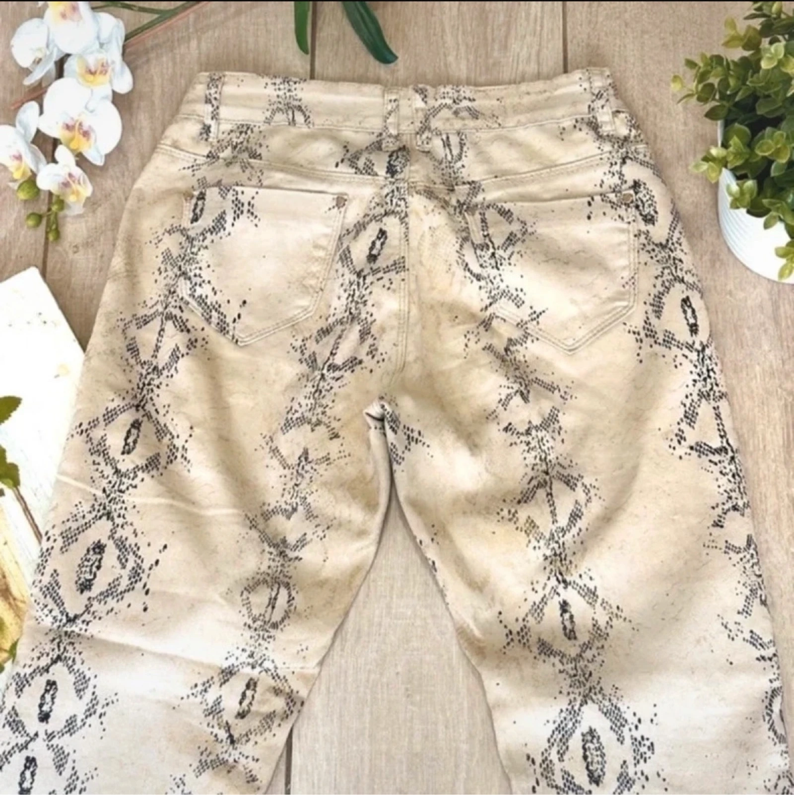 Pantalón elástico animal print – photo 5